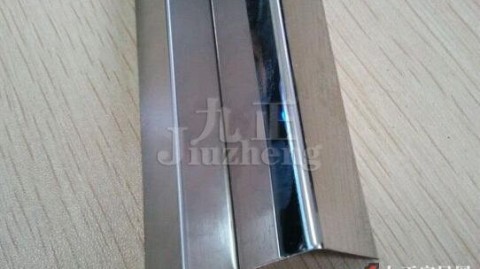 西安装修必看｜瓷砖阳角线怎么装？花小钱保命避坑实操